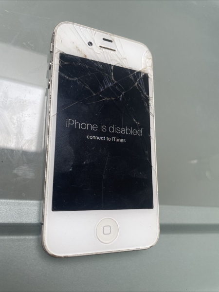 Apple iPhone 4s – SCHALTET SICH EIN! – DEFEKT – FÜR TEILE – ANGEBOTE