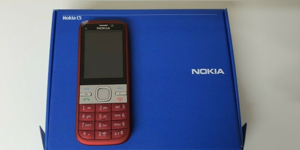 Brandneu Nokia C5-00 (entsperrt) Handy rot selten