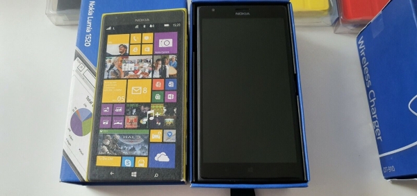 Nokia Lumia 1520 – 32GB entsperrt Smartphone – schwarz mit Extra