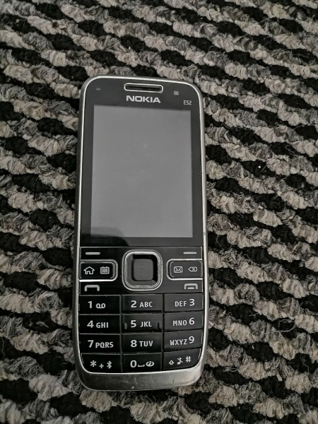 Nokia E52 – Schwarz (entsperrt) Smartphone