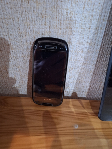 Nokia  C7-00 – 8GB – Charcoal Black (Ohne Simlock) Smartphone