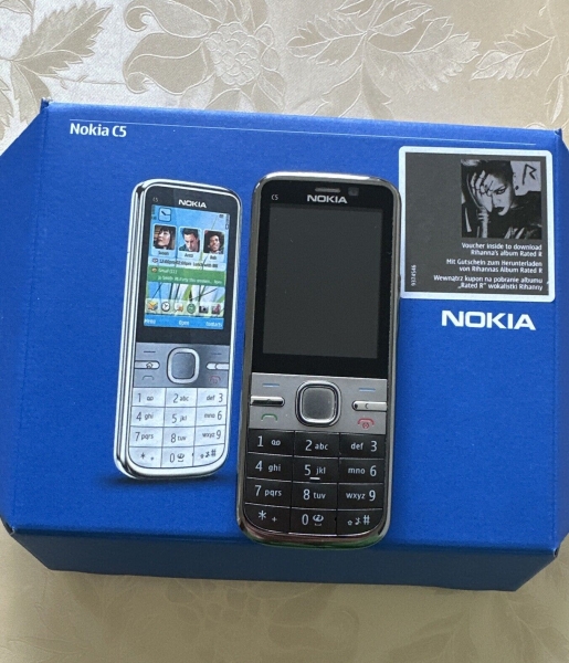 Handy Nokia C5-00  silber  (ohne Simlock) Smartphone
