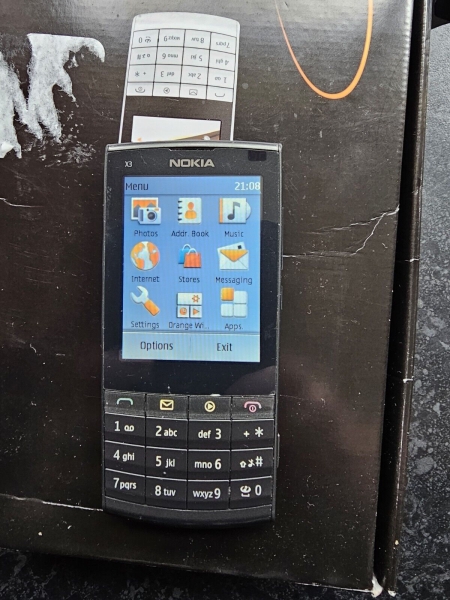 Nokia X3-02 Smartphone – Dark Metal. VERPACKT. In LNC. Orange Network