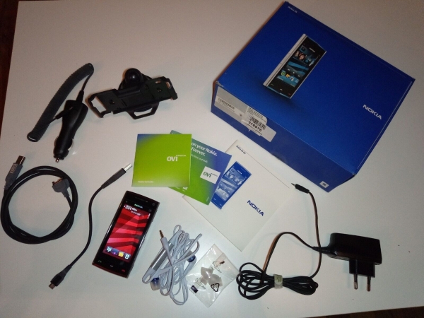 Nokia  X6-00 – 16GB – Schwarz und Rot (Ohne Simlock) Smartphone