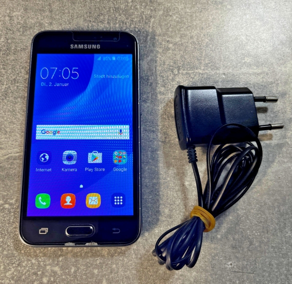 Samsung Galaxy J1 – 8GB – Schwarz (Ohne Simlock) Smartphone