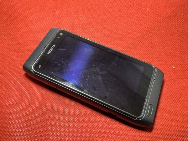Original Nokia Lumia N8 N8-00 (entsperrt) 8MP GPS 3G Wifi 16GB Smartphone