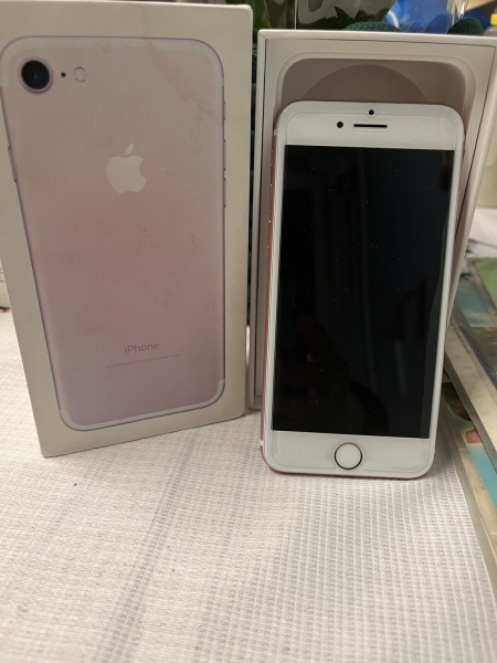 Apple iPhone 7 – 32GB – Roségold (entsperrt) A1778 (GSM)