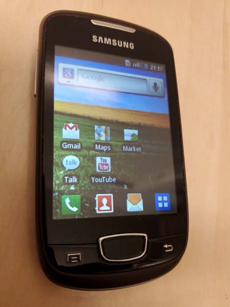 Samsung Galaxy Mini GT-S5570 – braun (Tesco/02) Smartphone