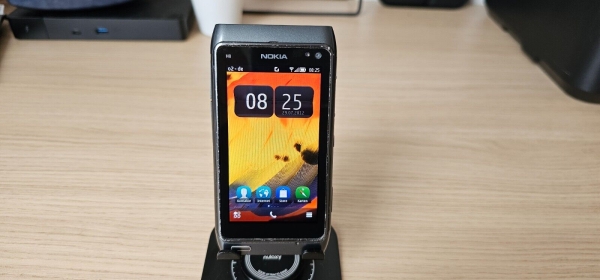 Nokia  N8 – 16GB – Dark Gray (Ohne Simlock) Smartphone – TOP Zustand