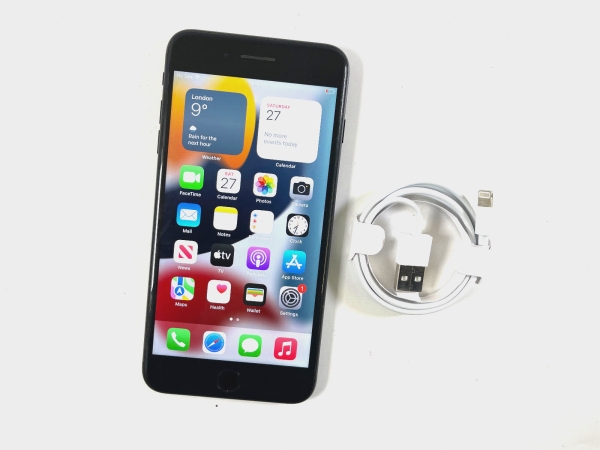 Apple iPhone 7 Plus 256GB schwarz entsperrt GUTER ZUSTAND KLASSE B 228