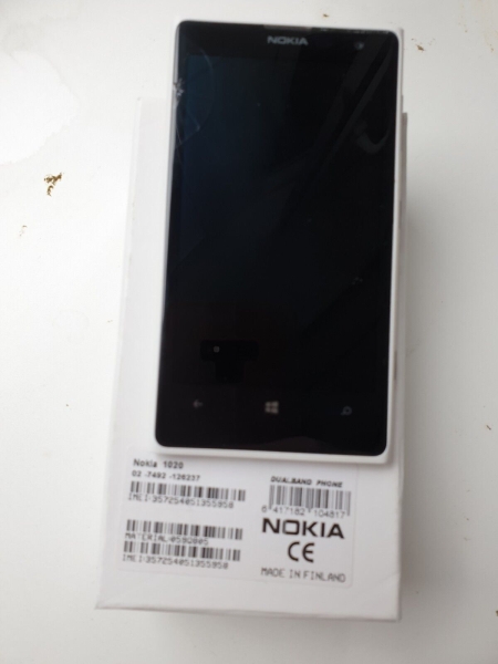 Nokia  Lumia 1020 – 32GB – Weiß (Ohne Simlock) Smartphone