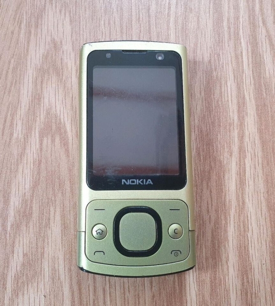 Nokia Slide 6700 – Lime Grün (Ohne Simlock) Smartphone / Handy *Blitzversand*