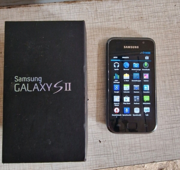 Samsung Galaxy S2 GT-I9000 – Schwarz (Ohne-Simlock) Handy Smartphone TOP!