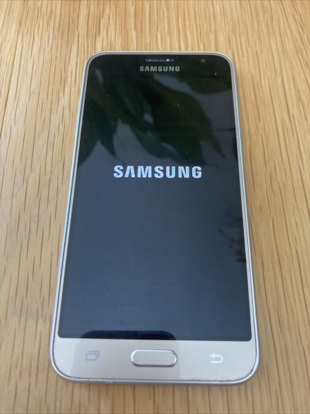 Samsung Galaxy J3 (6) J320Fn – gold – entsperrt – Smartphone – 8 GB