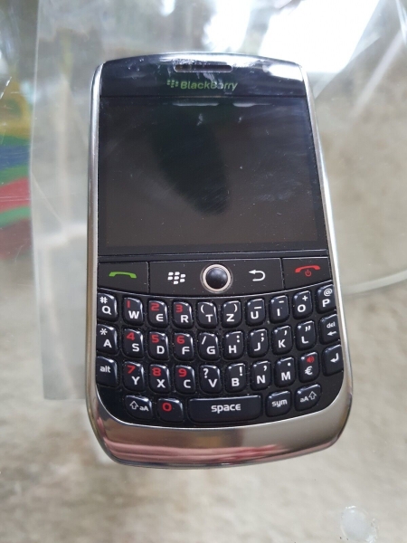 BlackBerry  Curve 8900 – Schwarz (Ohne Simlock) Smartphone