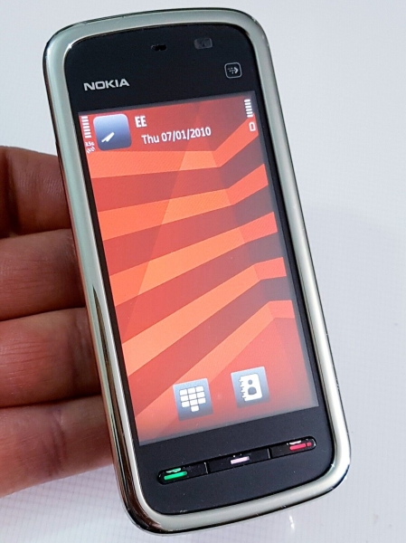 Nokia 5230 (entsperrt) 3G Smartphone Top Zustand mit Ladegerät