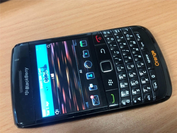 BlackBerry Bold 9780 schwarz (entsperrt) Smartphone – tote Pixel