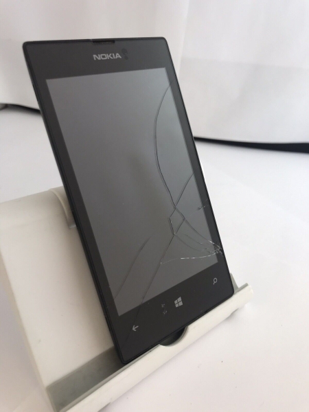 Nokia 520 schwarz O2 Network Windows Smartphone rissig