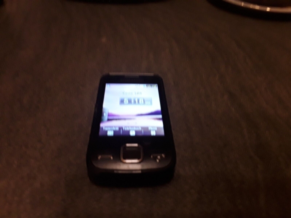 Handy Samsung  S5600 schwarz (Ohne Simlock) Smartphone