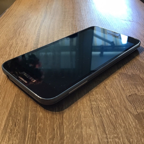 Samsung Galaxy S5 neo SM-G903F – 16GB – Schwarz (Ohne Simlock) Smartphone