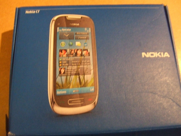 Nokia C7-00 – – Schwarz Smartphone – EE