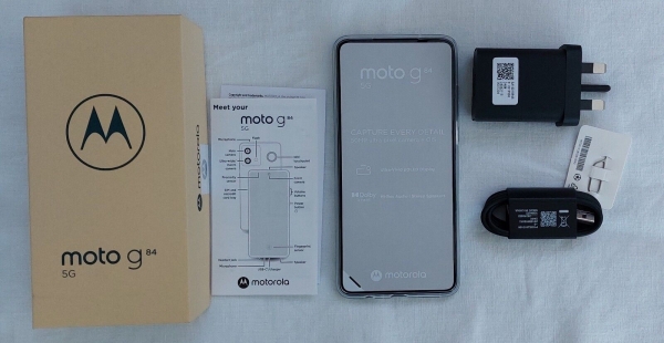 Motorola G84 Smartphone SIM frei 6,5″ 12GB RAM 5G 256GB Midnight Blue
