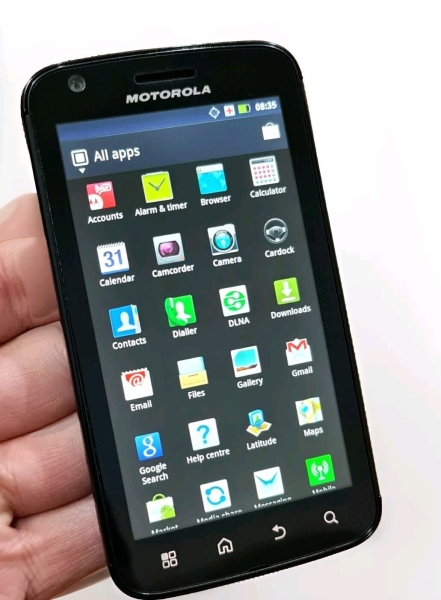 Motorola Blur M8860 (EE) Smartphone 4,3″ Display, 5MP Kamera Top Zustand
