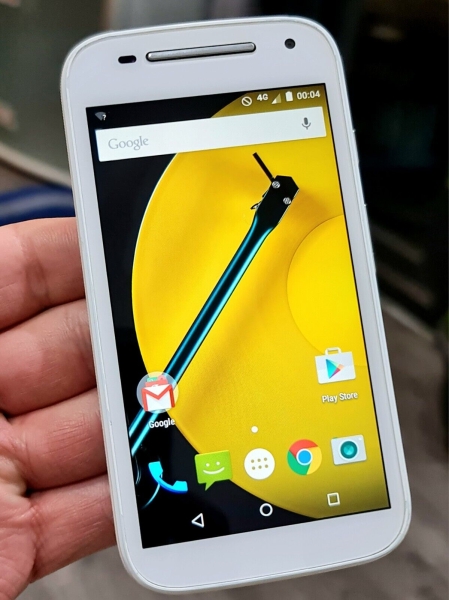 Motorola Moto E (T1524) 8GB entsperrt 4G Smartphone Top Zustand Gratis PP