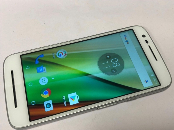 Motorola Moto E3 3. Gen XT1700 – weiß 8GB (entsperrt) Smartphone Handy Android