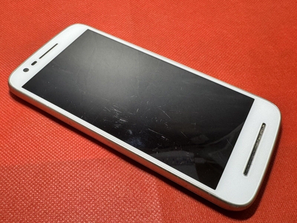 Motorola Moto E3 XT1700 weiß (entsperrt) 8GB 5,0″ 8MP Android Smartphone