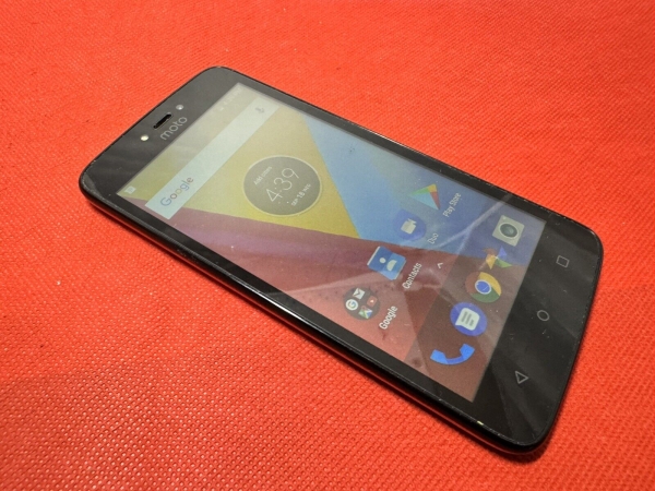 Motorola Moto C XT1754 rot (entsperrt) Smartphone
