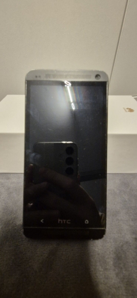 HTC  One M7 – 64GB – Schwarz (Ohne Simlock) Smartphone