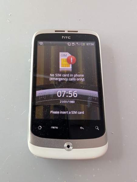 HTC Wildfire A3333 weiß silber mit HTC Sense Smartphone gebraucht