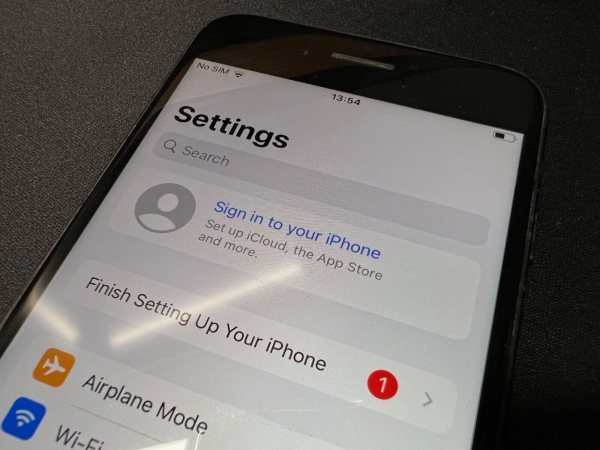 Apple iPhone 7 32GB A1778 Schwarz Entsperrt, Akkukapazität 87%