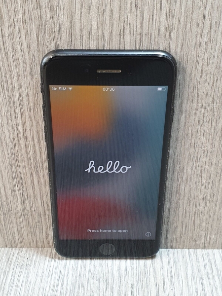 A1778 Apple iPhone 7 32GB Schwarz (GSM) (EE gesperrt) – Grade C EB2102