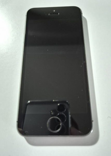 Apple iPhone 5S 16GB Carrier Locked To Vodafone 4G LTE Smartphone