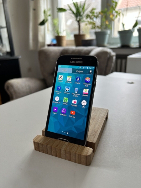 Samsung Galaxy S 4 Mini Smartphone Handy