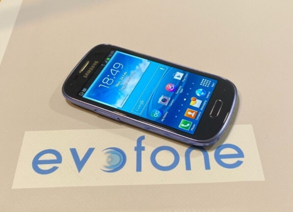 Samsung Galaxy S III mini (GT-i8190N) Smartphone, Sim entsperrt, 3G, sehr gut
