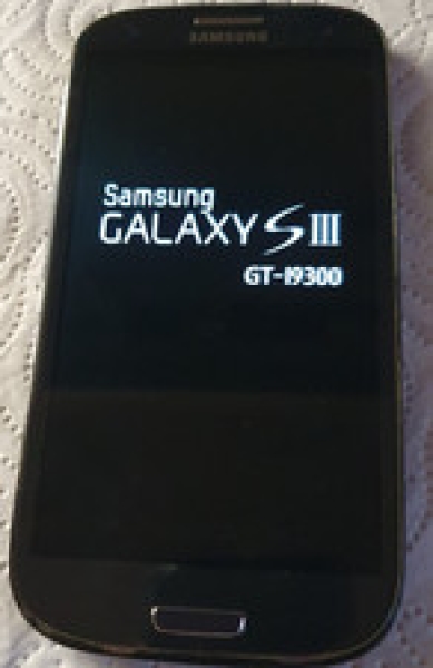Smartphone  Samsung  GALAXY S III  GT-19300, gebraucht