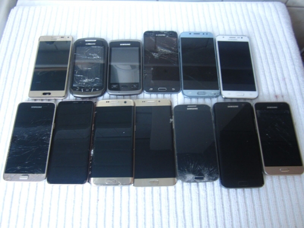 Samsung Smartphone  konvolut… 13 Stück zum Recyceln