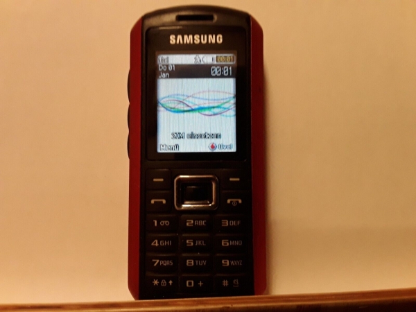 Handy Samsung GT B2100 rot ohne Simlock Smartphone Outdoor