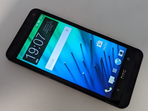 HTC ONE M7 32GB Schwarz Android Smartphone LTE 4G PN07100 💥