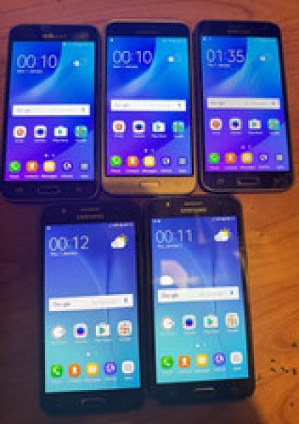 5 x Samsung Galaxy J3, J5 Smartphone