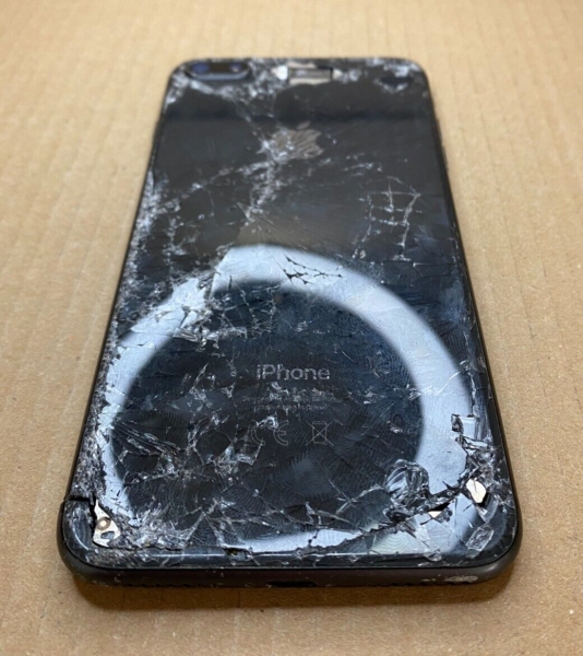 Apple iPhone 8 Plus *NUR FÜR ERSATZTEILE* Beschreibung lesen