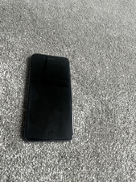 Apple iPhone 7 – 32GB – Schwarz (Entsperrt) A1778 (GSM)