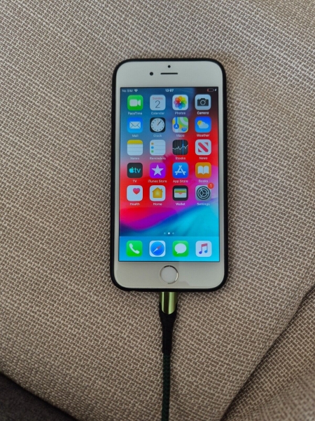 Apple iPhone 6 – 16GB 87% Akku – Space Grau (Entsperrt) A1586 (CDMA + GSM)