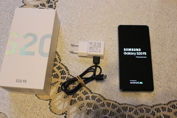 Samsung Galaxy S20 FE Android Smartphone SM-G780F DUAL SIM 128GB Cloud Navy Blau