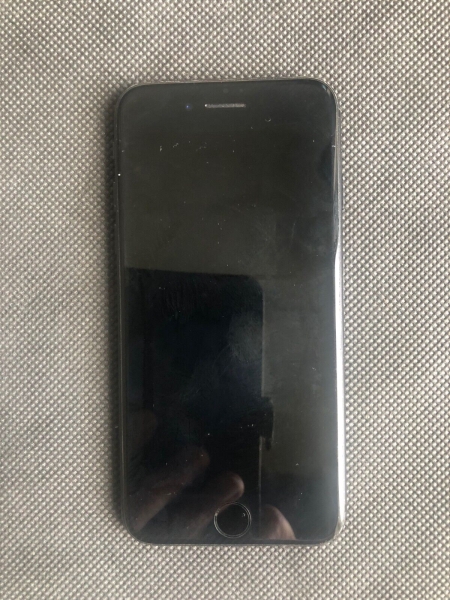 Apple iPhone 7 32GB SCHWARZ Entsperrt Sehr Guter Zustand