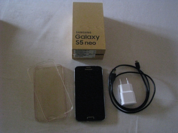 Samsung Galaxy S5 neo SM-G903F – 16GB – Schwarz (Ohne Simlock) Smartphone