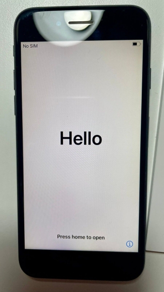 Apple iPhone 7 – 32GB – Schwarz (Entsperrt)